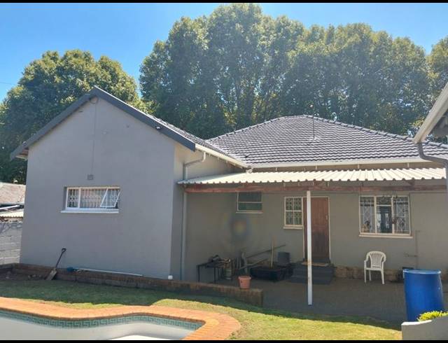 4 BEDROOM HOUSE FOR SALE IN KENSINGTON
